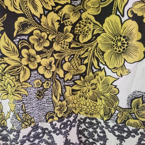 Beautiful print dress - Picture 5 of 6